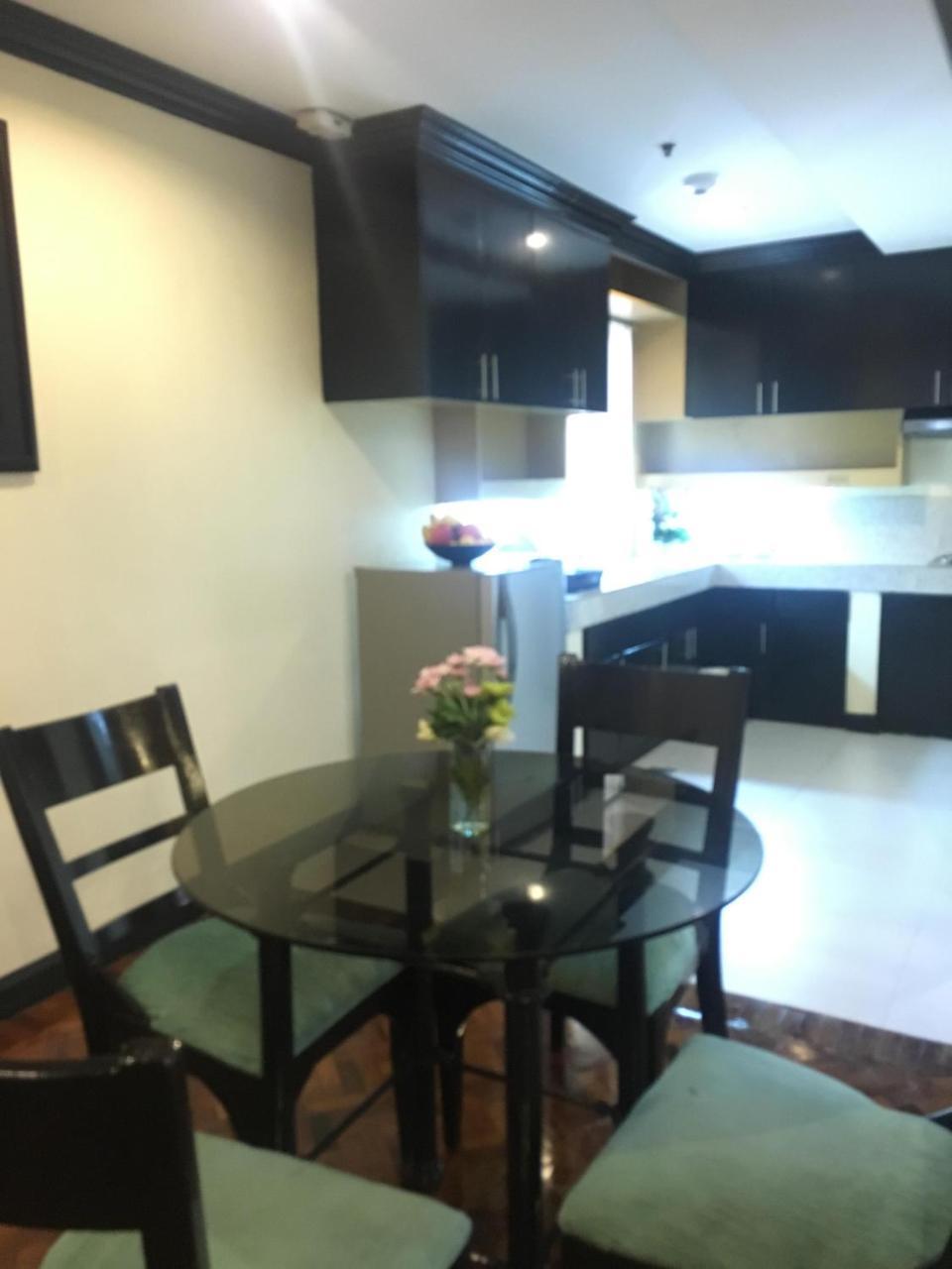 Lourdes Suites Makati City Exteriér fotografie